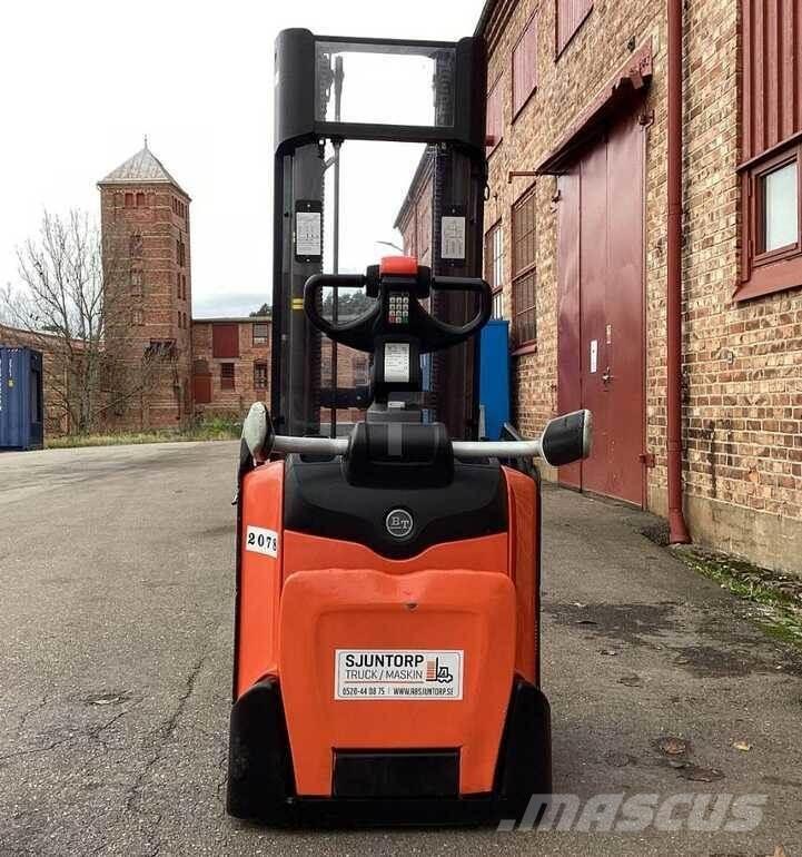 BT SPE 120 L معدات التكديس الجوالة