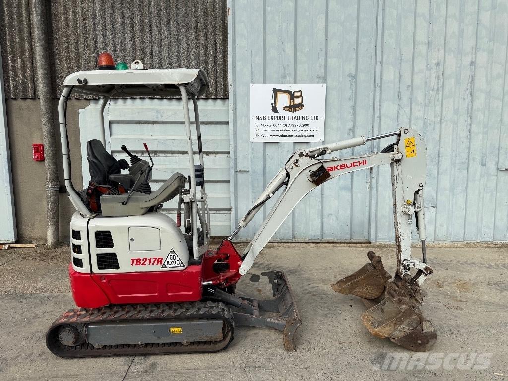 Takeuchi TB 217 R حفارات صغيرة أقل من 7 طن (حفارات صغيرة)