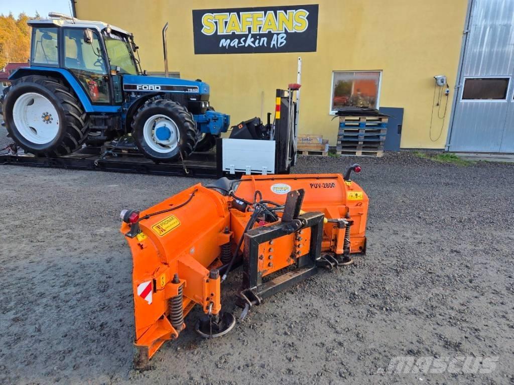Pronar PUV 2800 حراثات ونصول الجليد