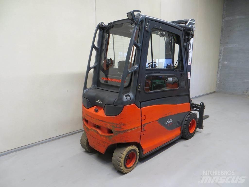 Linde E30 شاحنات ذات رافعات شوكية تعمل بالكهرباء