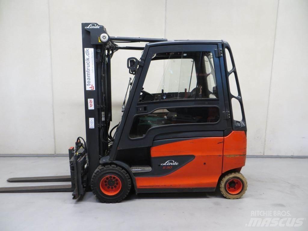Linde E30 شاحنات ذات رافعات شوكية تعمل بالكهرباء