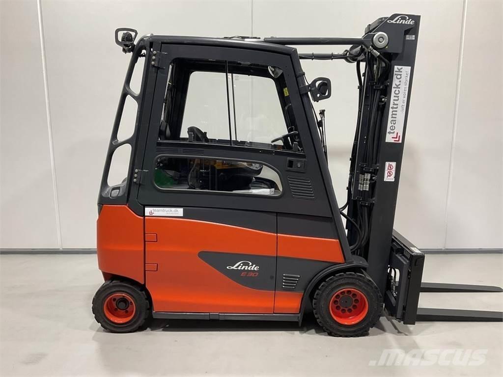 Linde E30HL-01/600 شاحنات ذات رافعات شوكية تعمل بالكهرباء