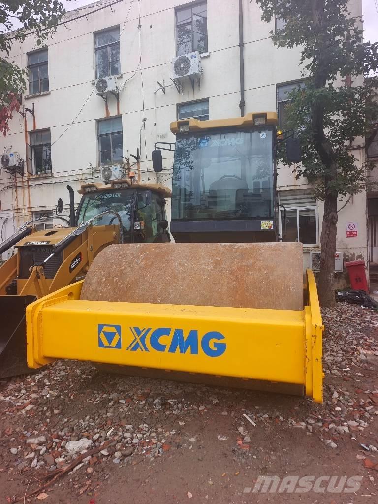 XCMG XS203J مداحل أحادية الأسطوانة