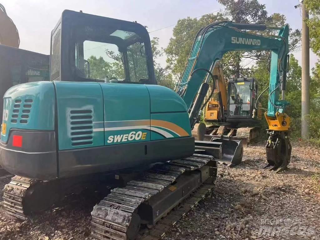 Sunward SWE 60 E حفارات زحافة