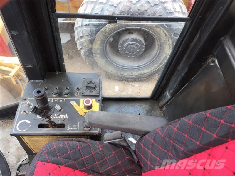 CAT CS-583C مداحل أحادية الأسطوانة