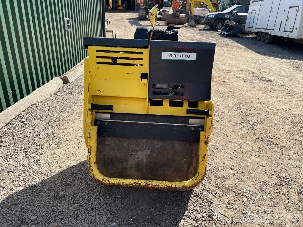 Bomag BW 71 E-2 مداحل أحادية الأسطوانة
