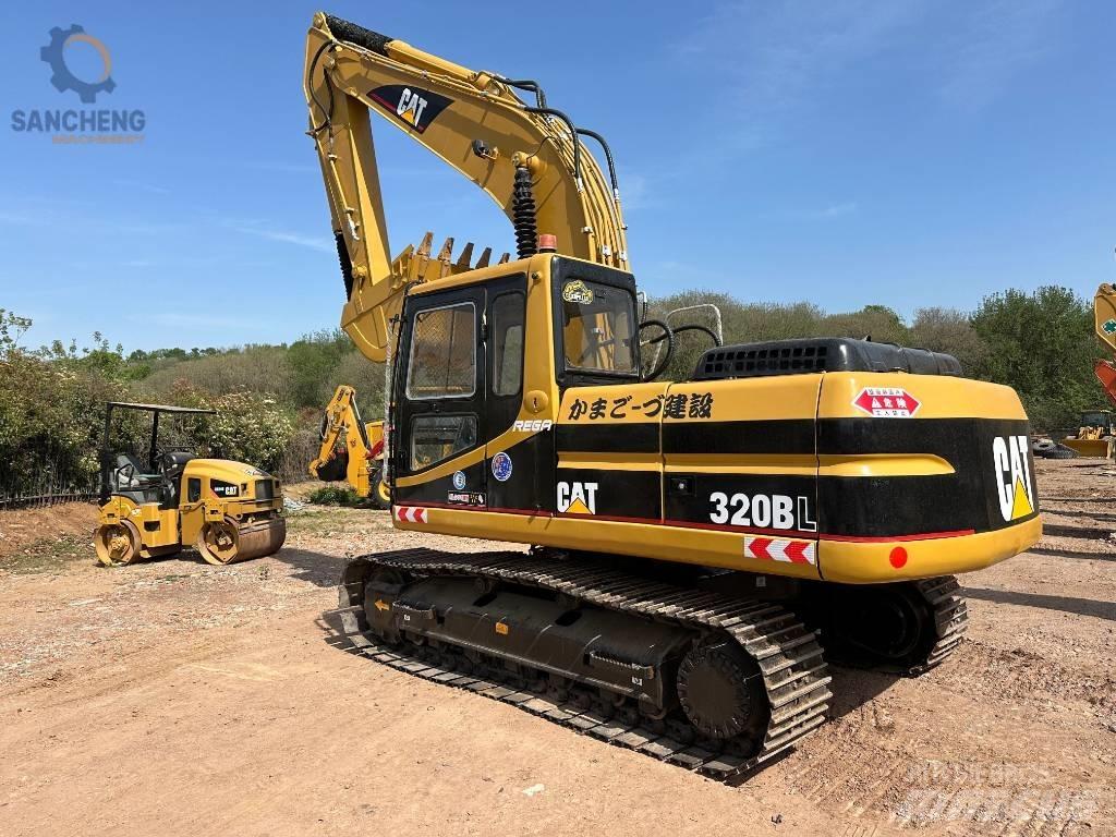 CAT 320 B L حفارات زحافة