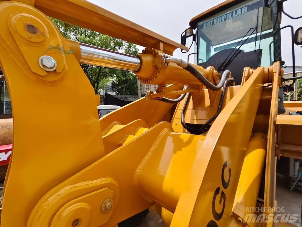 CAT 950GC لوادر بعجل