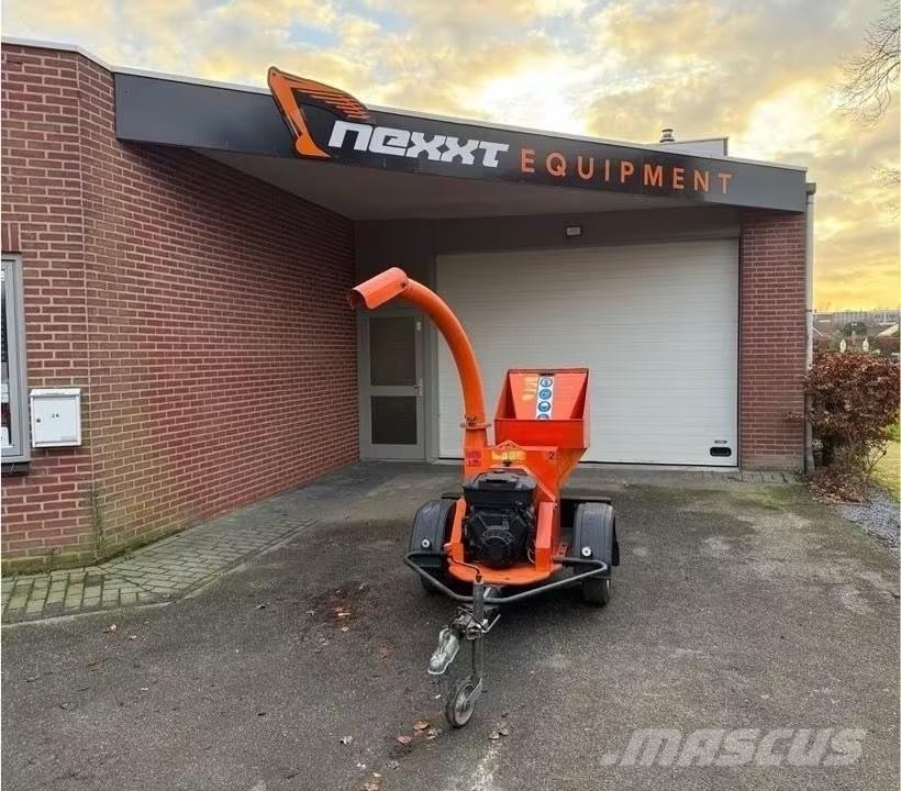 Wolf Hakselaar ماكينات تقطيع أخشاب الحراجة