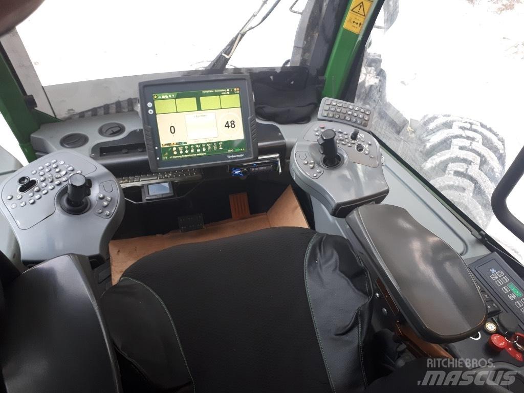 John Deere 1270 E حصادات