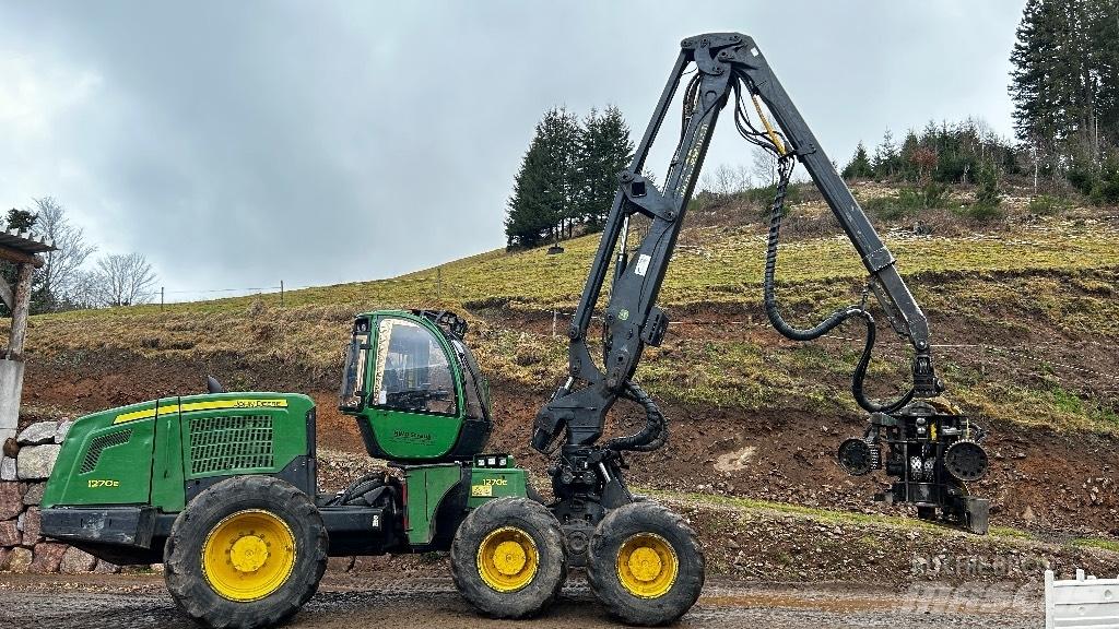 John Deere 1270 E حصادات