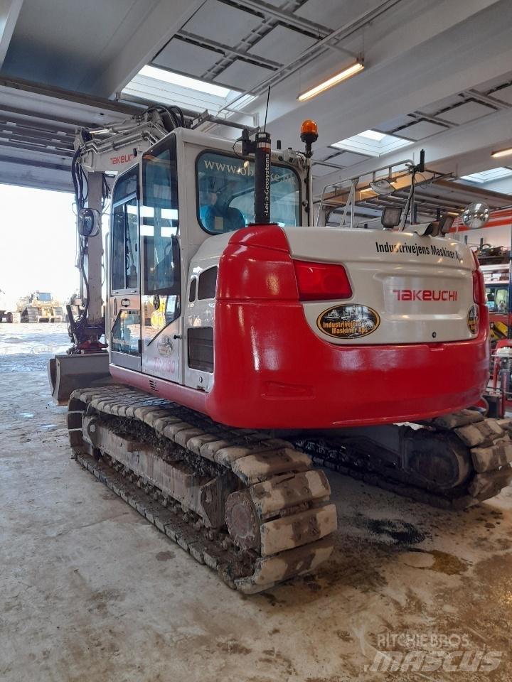 Takeuchi TB2150 حفارات زحافة