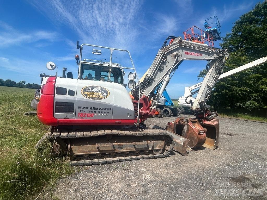 Takeuchi TB2150 حفارات زحافة