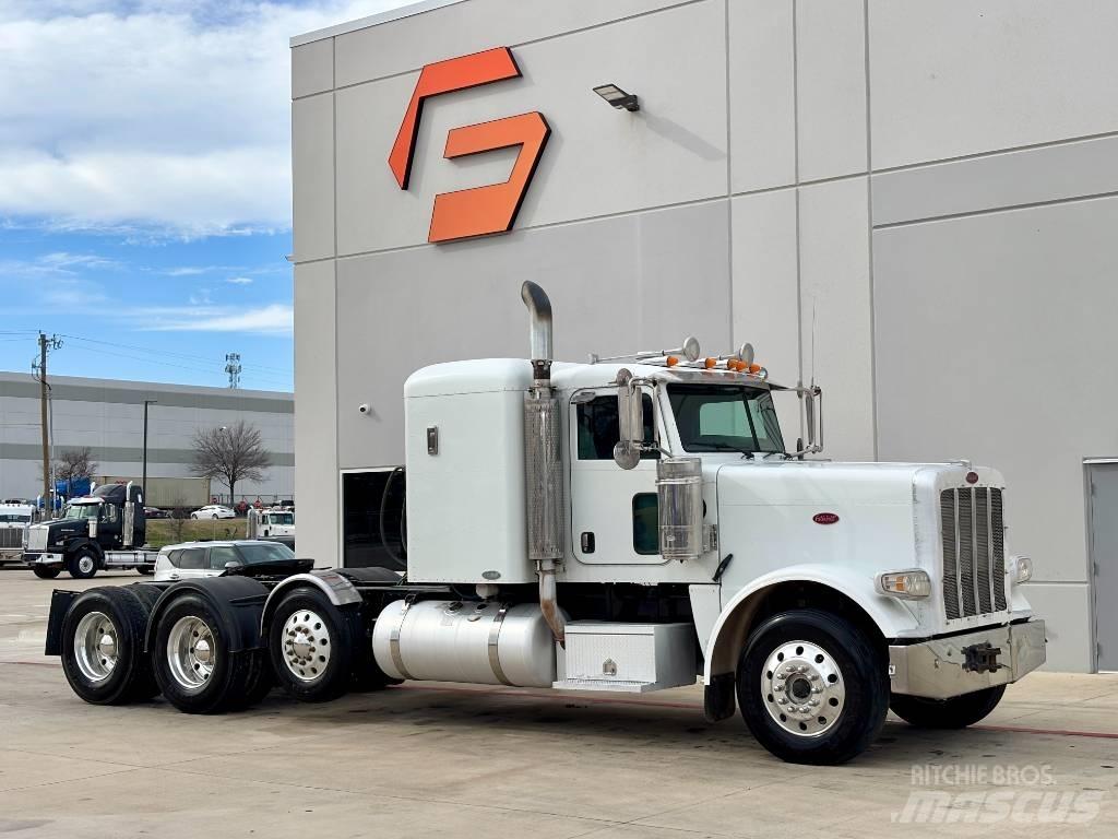 Peterbilt 388 وحدات الجر