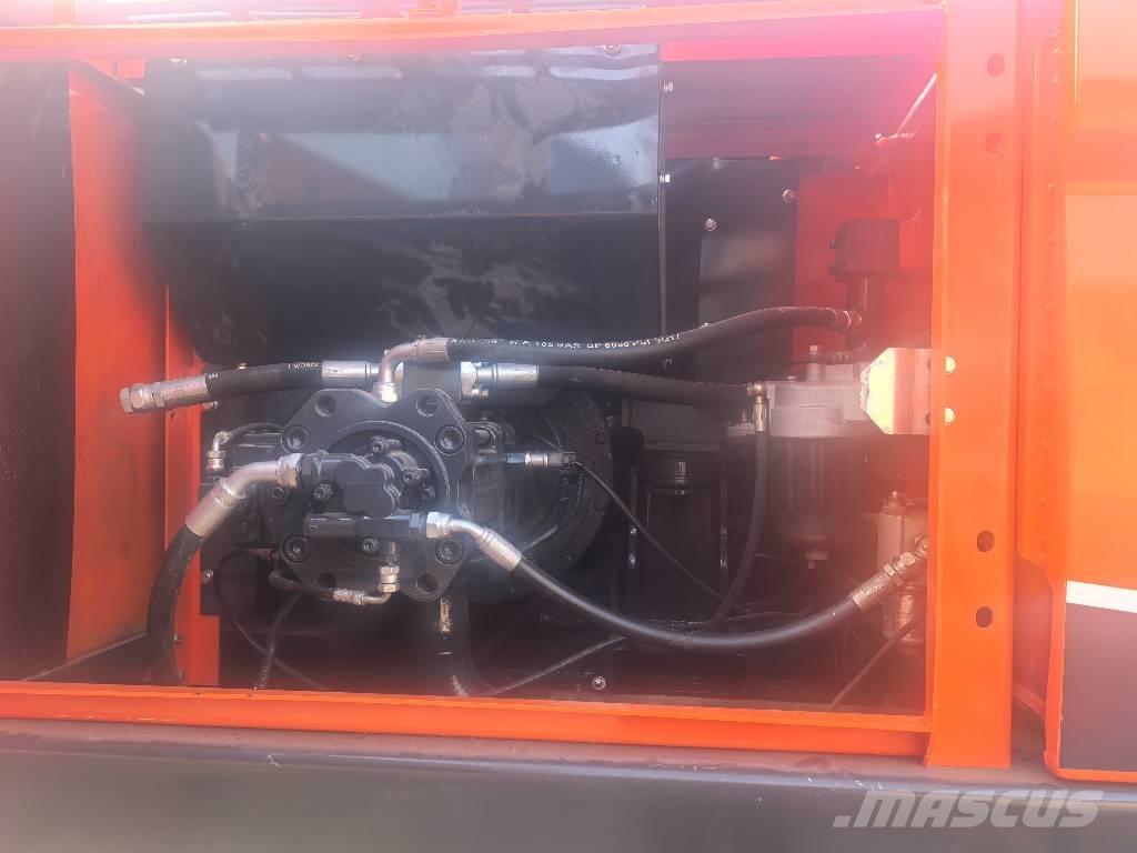 Doosan DX225 حفارات زحافة