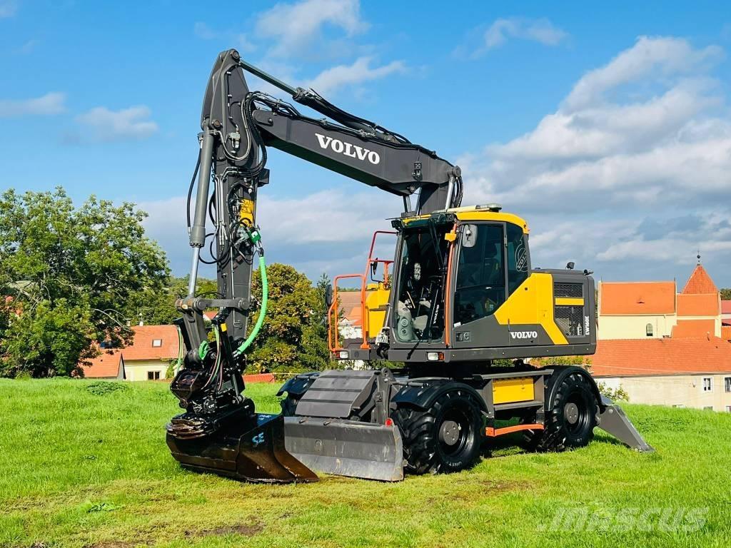 Volvo EW 160 E حفارات بعجل
