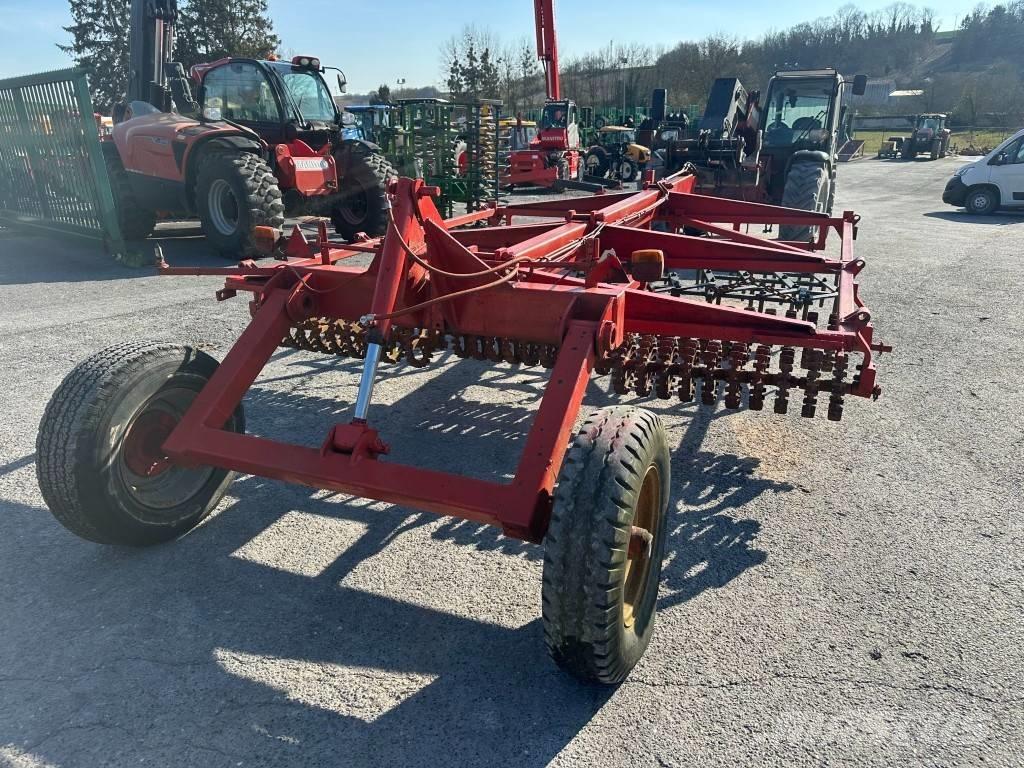 Delaplace 3M ماكينات وملحقات زراعة أخرى