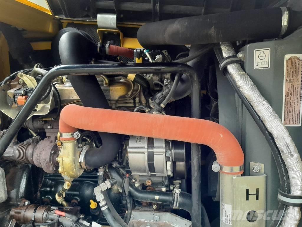 Wacker Neuson EW100 حفارات بعجل