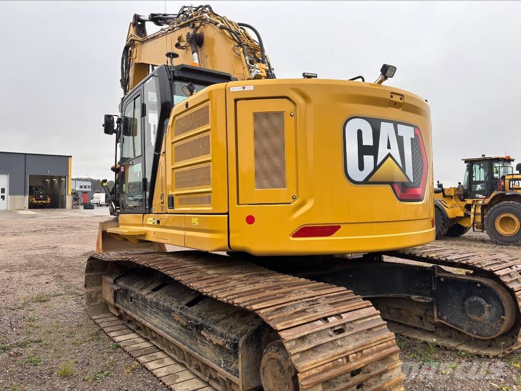 CAT 335 حفارات زحافة