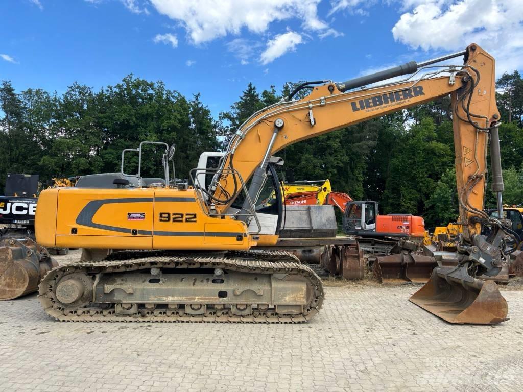 Liebherr R 922 LC حفارات زحافة