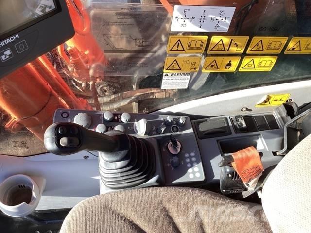 Hitachi ZX 250 LC-6 حفارات زحافة