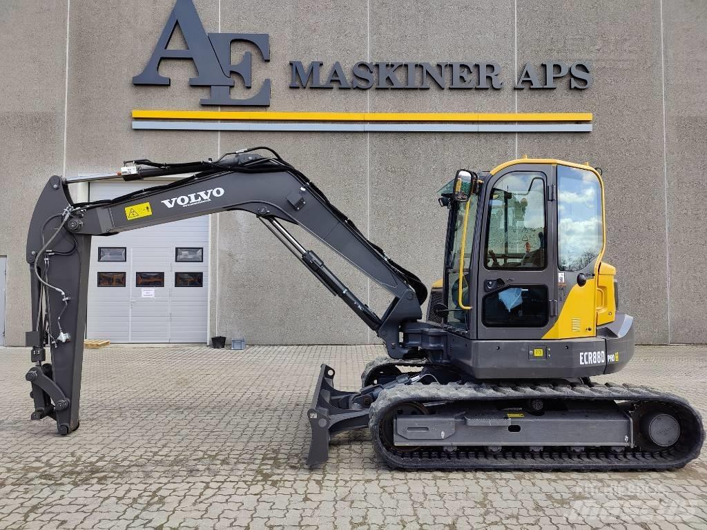 Volvo ECR 88 PRO حفارات زحافة