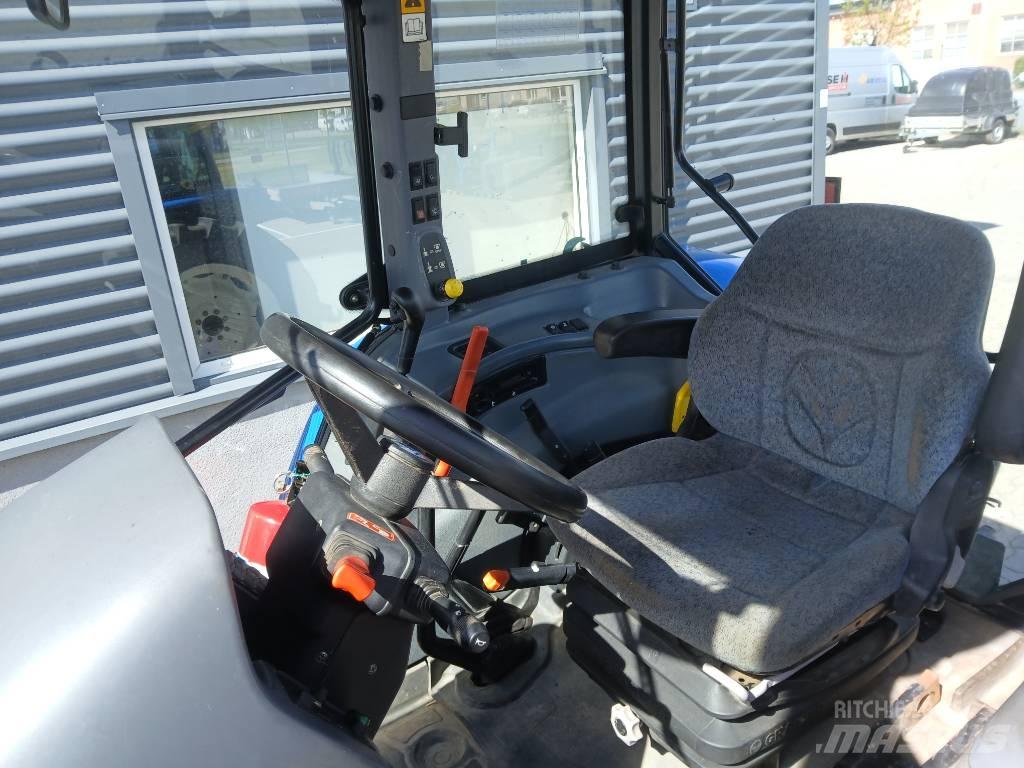 New Holland TL90A الجرارات