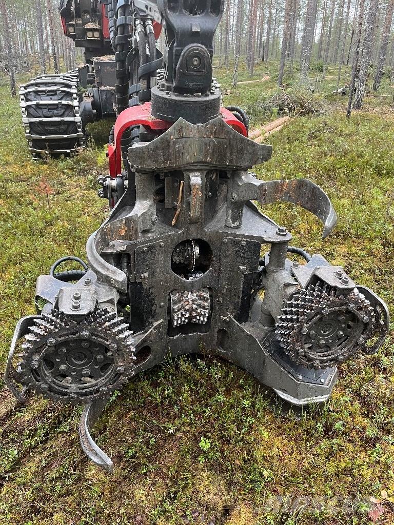 Komatsu 901 XC حصادات