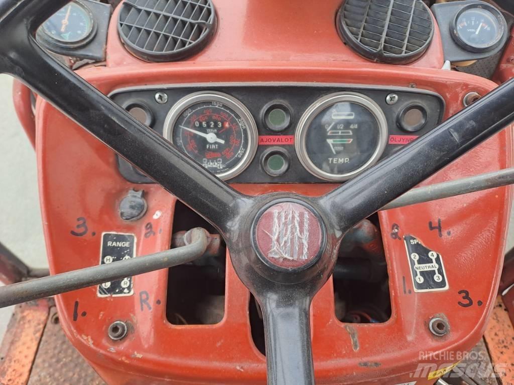 Fiat 1300 DT الجرارات