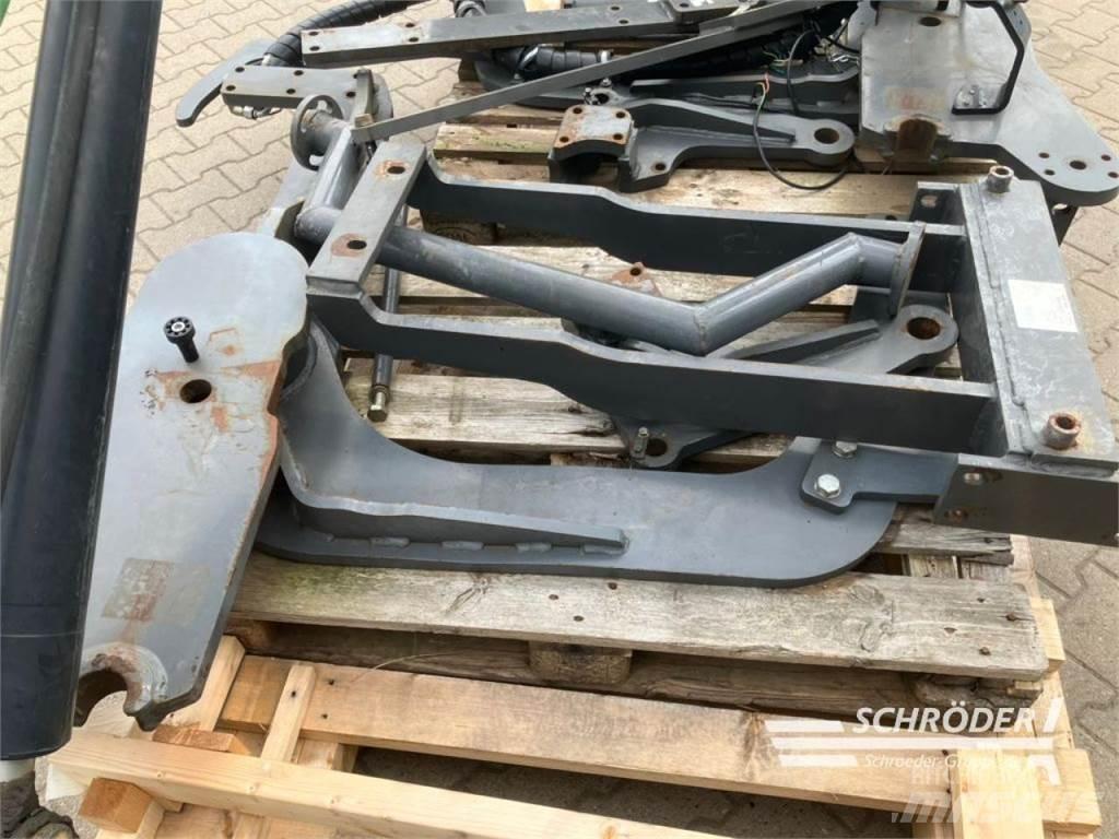Ålö Q 85 X لوادر وحفارات أمامية