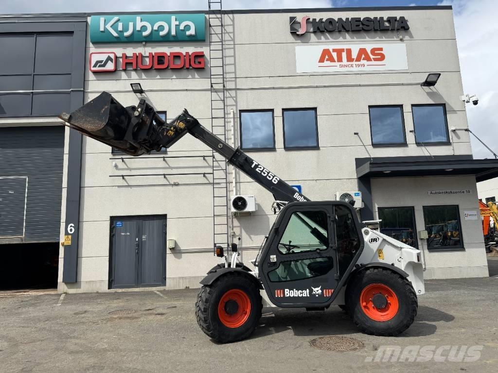 Bobcat T 2556 معدات مناولة لأغراض الزراعة