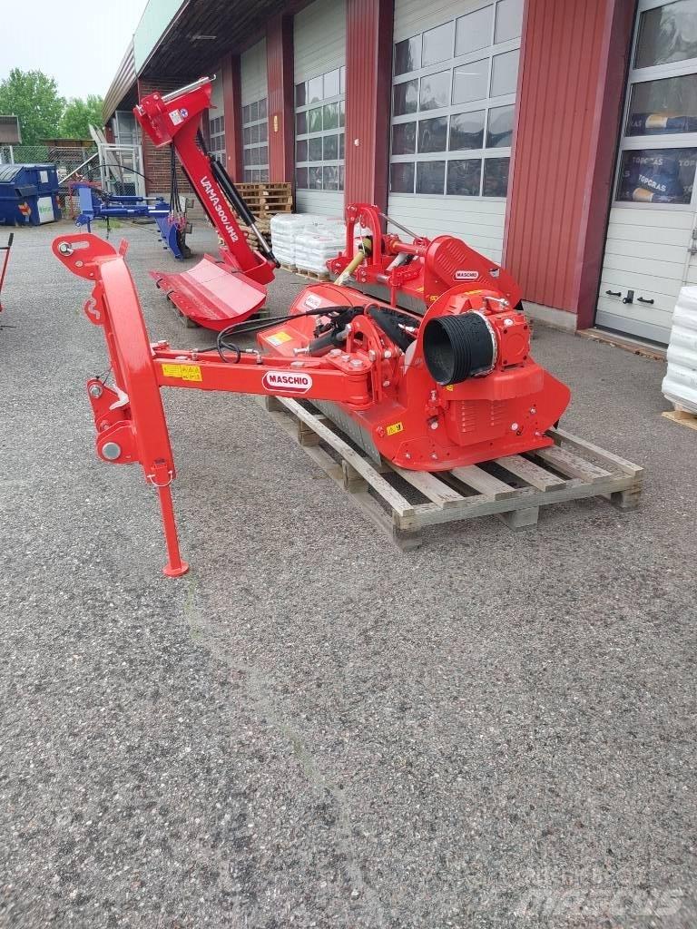 Maschio Giraffa L190 جزازات وأغطية المراعي