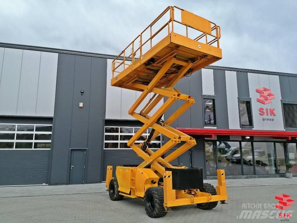 JLG 3394 RT رافعات مقصية الشكل