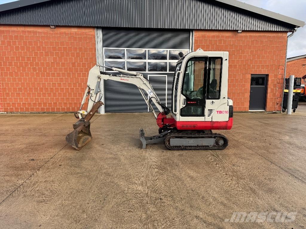 Takeuchi TB 016 حفارات صغيرة أقل من 7 طن (حفارات صغيرة)