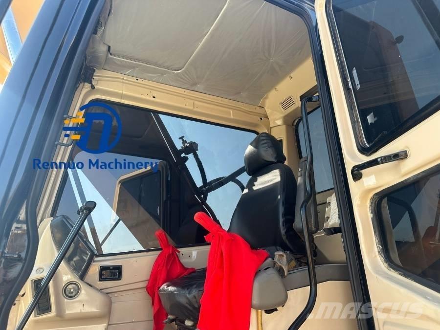 CAT 320 B L حفارات زحافة