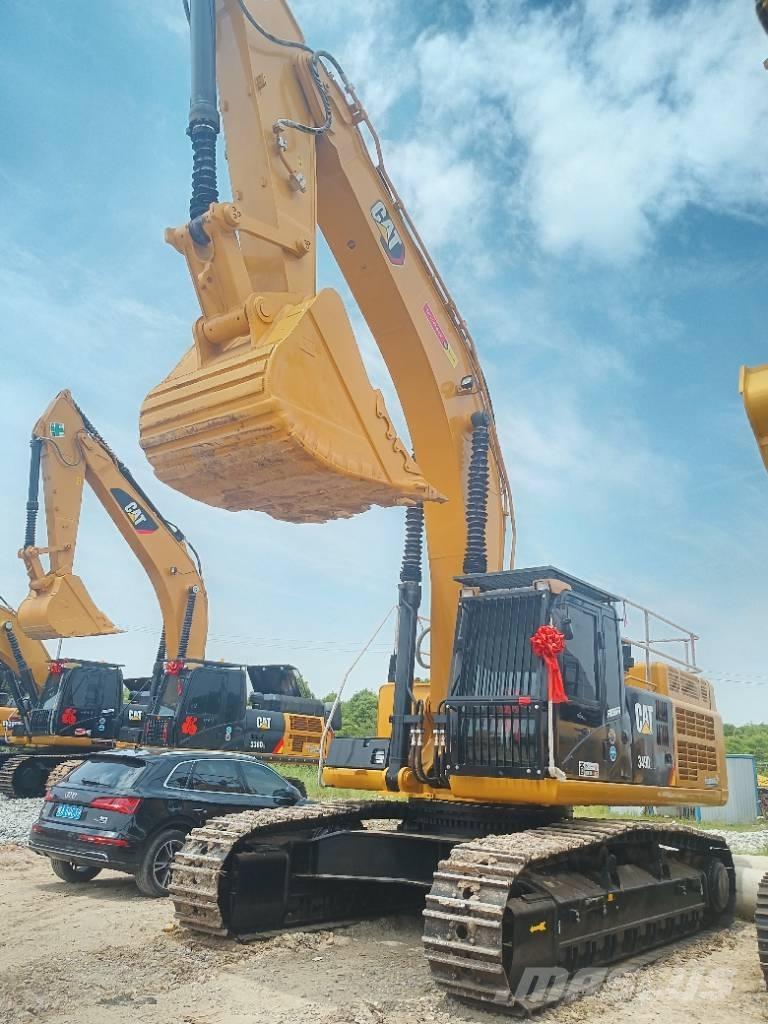 CAT 349 حفارات زحافة