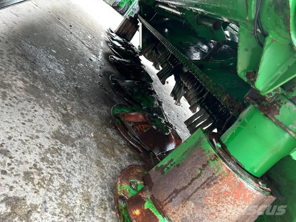 John Deere F 310 R جزازات مكيفات