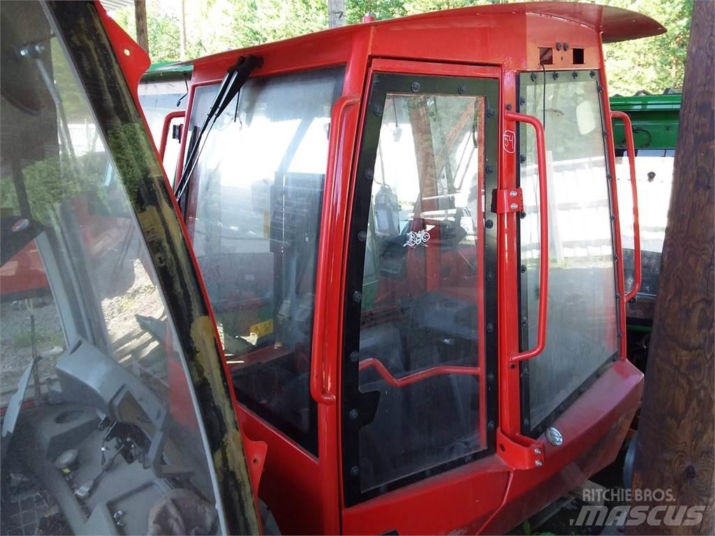 Komatsu 895 كابينة والداخلية