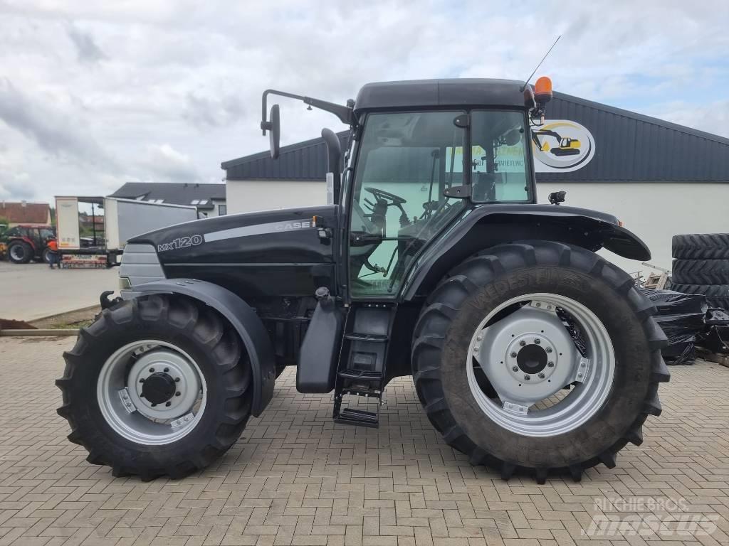 CASE MX 120 الجرارات