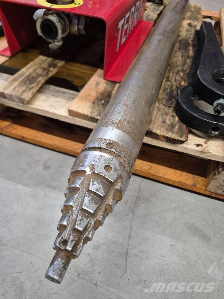 Terra TU 068 SK الحفارات الأفقية