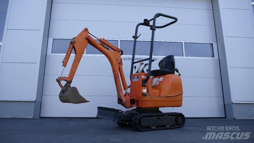 JCB 8008 CTS حفارات صغيرة أقل من 7 طن (حفارات صغيرة)