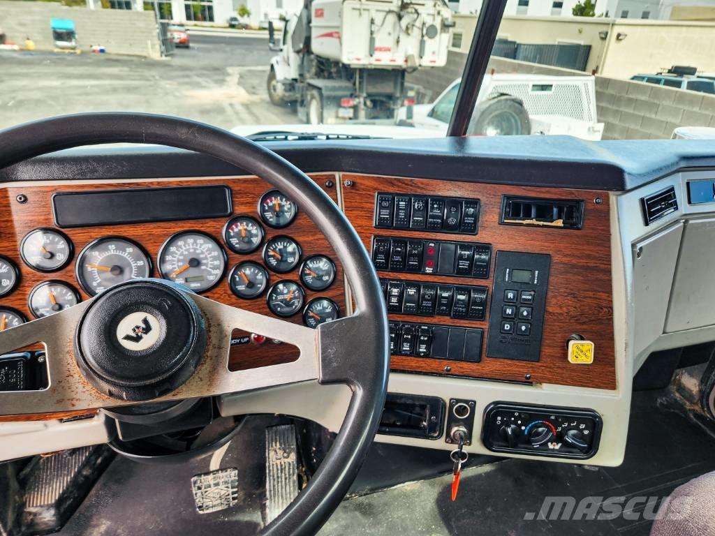 Western Star 4900 SB شاحنات مزدوجة / خلخلة