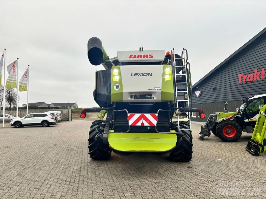 CLAAS LEXION 780 TT حصادات