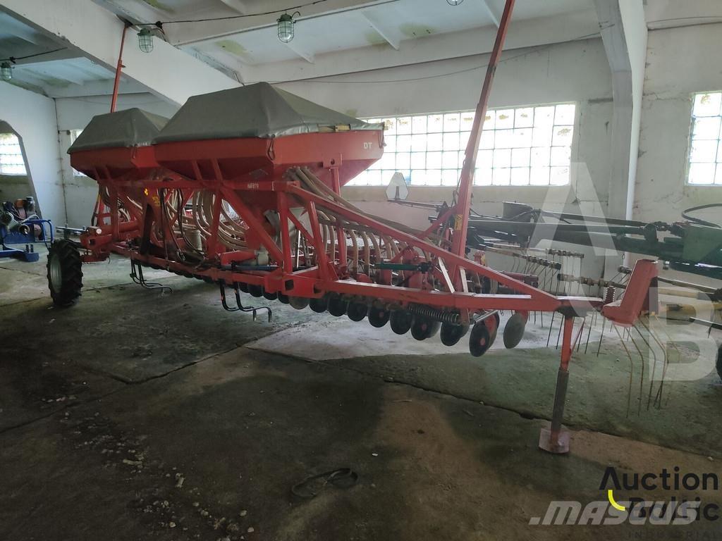 Kverneland DT-6 مثاقيب