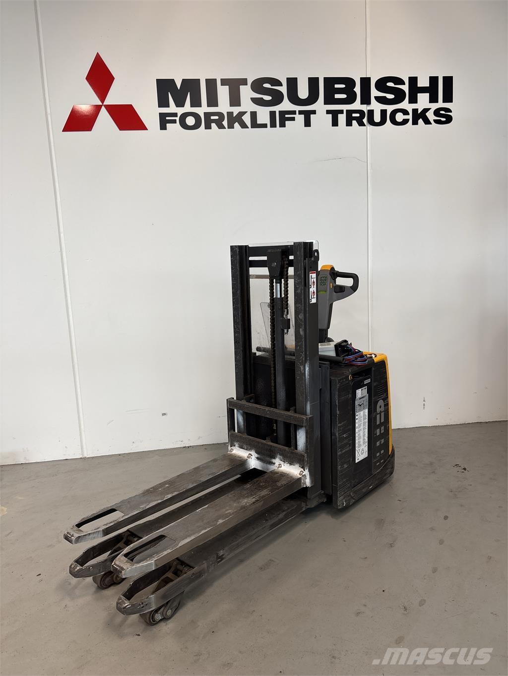 Atlet PDP200 شاحنات مناولة ذاتية الدفع