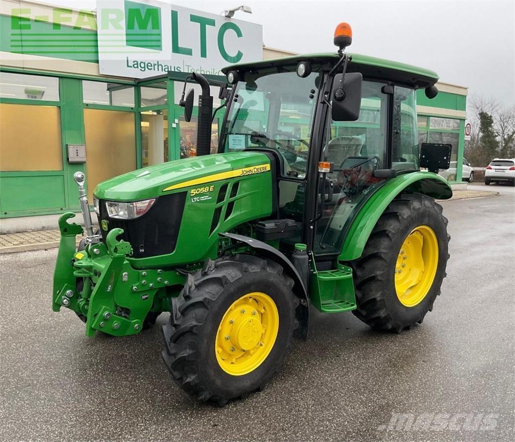 John Deere 5058E الجرارات