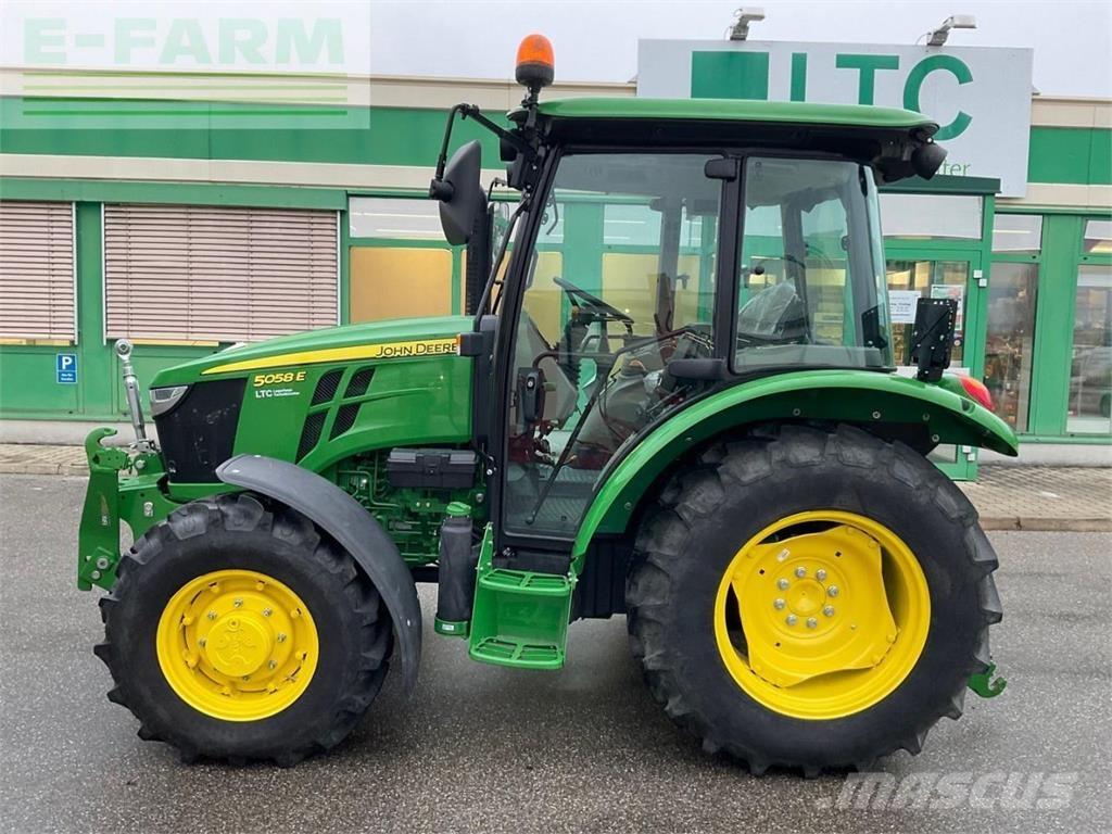 John Deere 5058E الجرارات