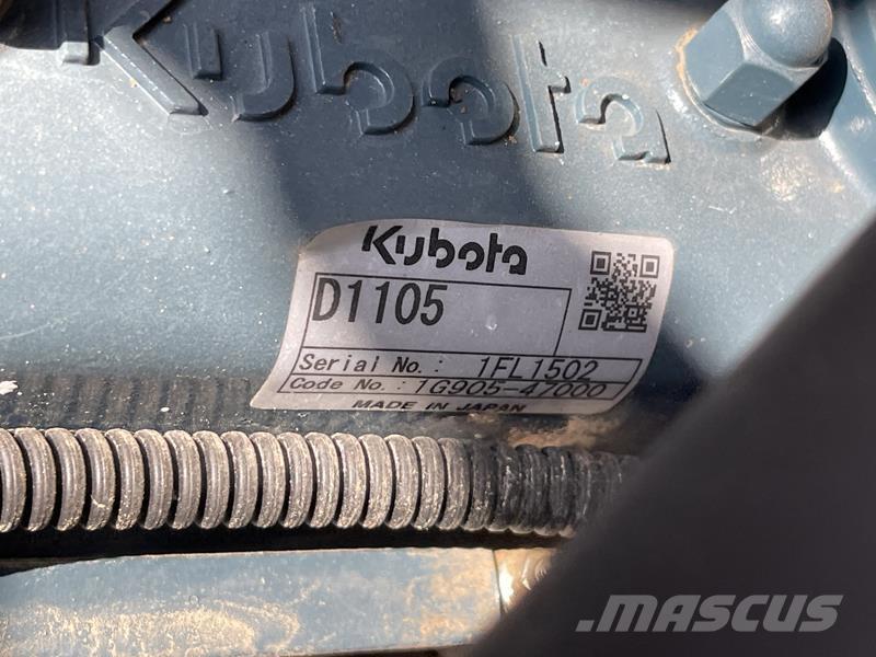 Ausa D 100 AHA عربات نقل قلابة للمواقع