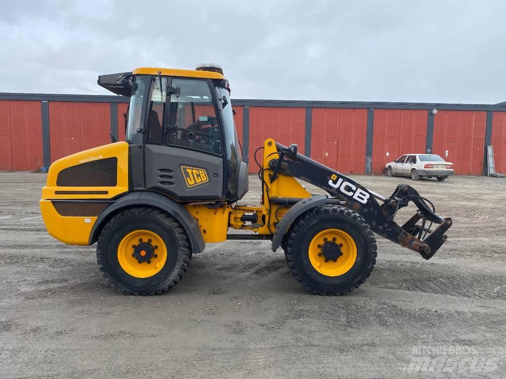 JCB 409 معدات مناولة لأغراض الزراعة