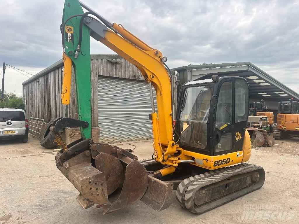 JCB 8060 حفارات صغيرة أقل من 7 طن (حفارات صغيرة)